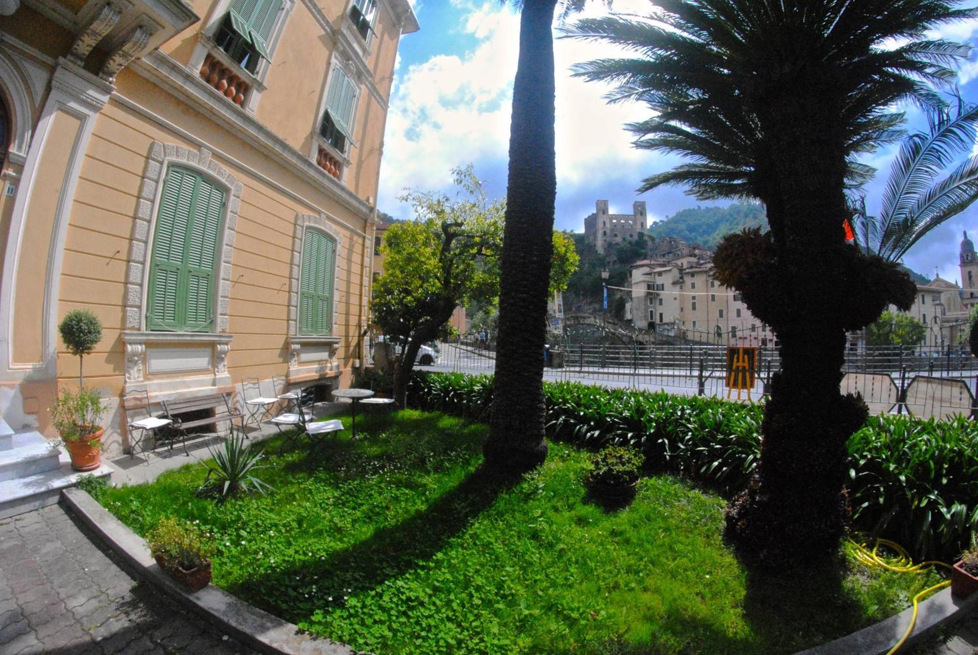 B&B Agapantus In Una Villa Dell'800 Dolceacqua Ngoại thất bức ảnh